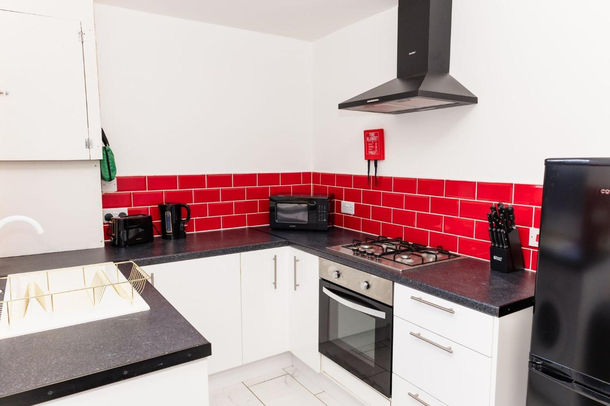 Muriel Retreat - Central Location - Free Parking, Fast Wifi, Smarttv With Netflix By Yoko Property Villa Redcar Exterior foto